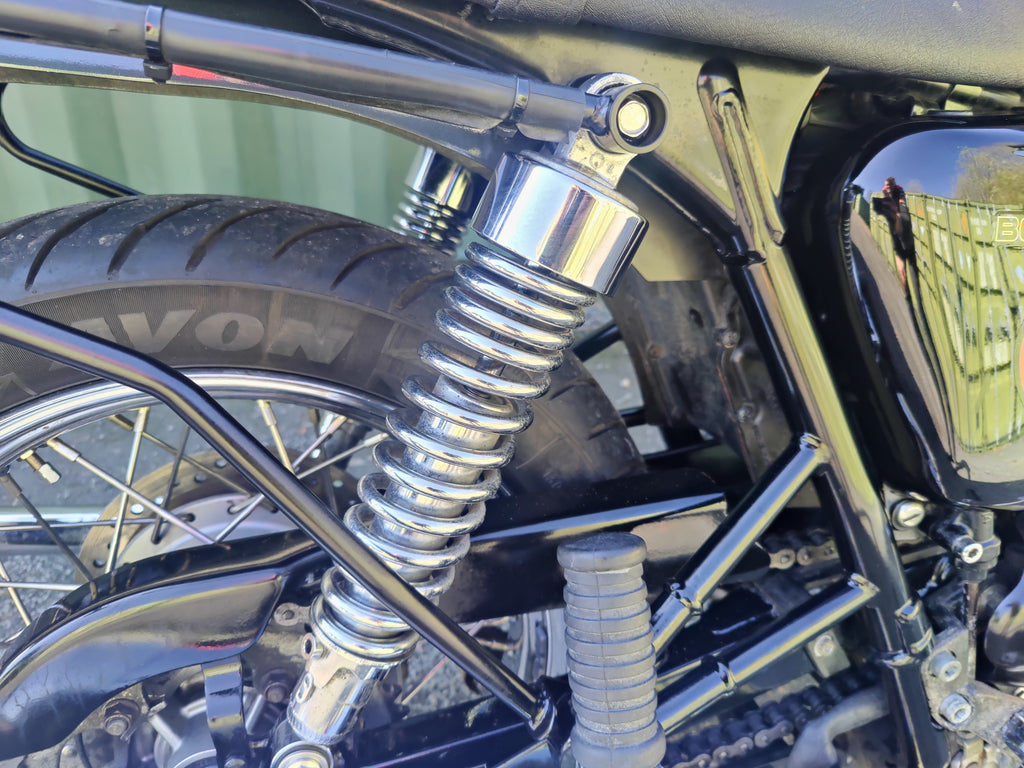 2006 Triumph Bonneville 790 in Black