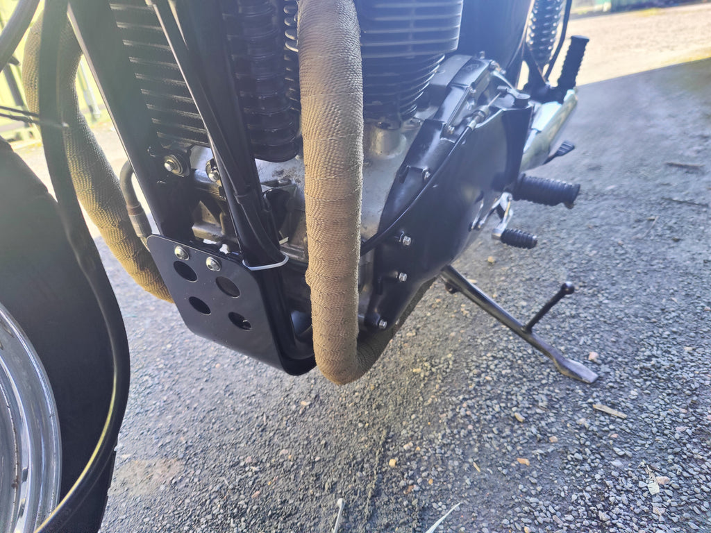 2006 Triumph Bonneville 790 in Black