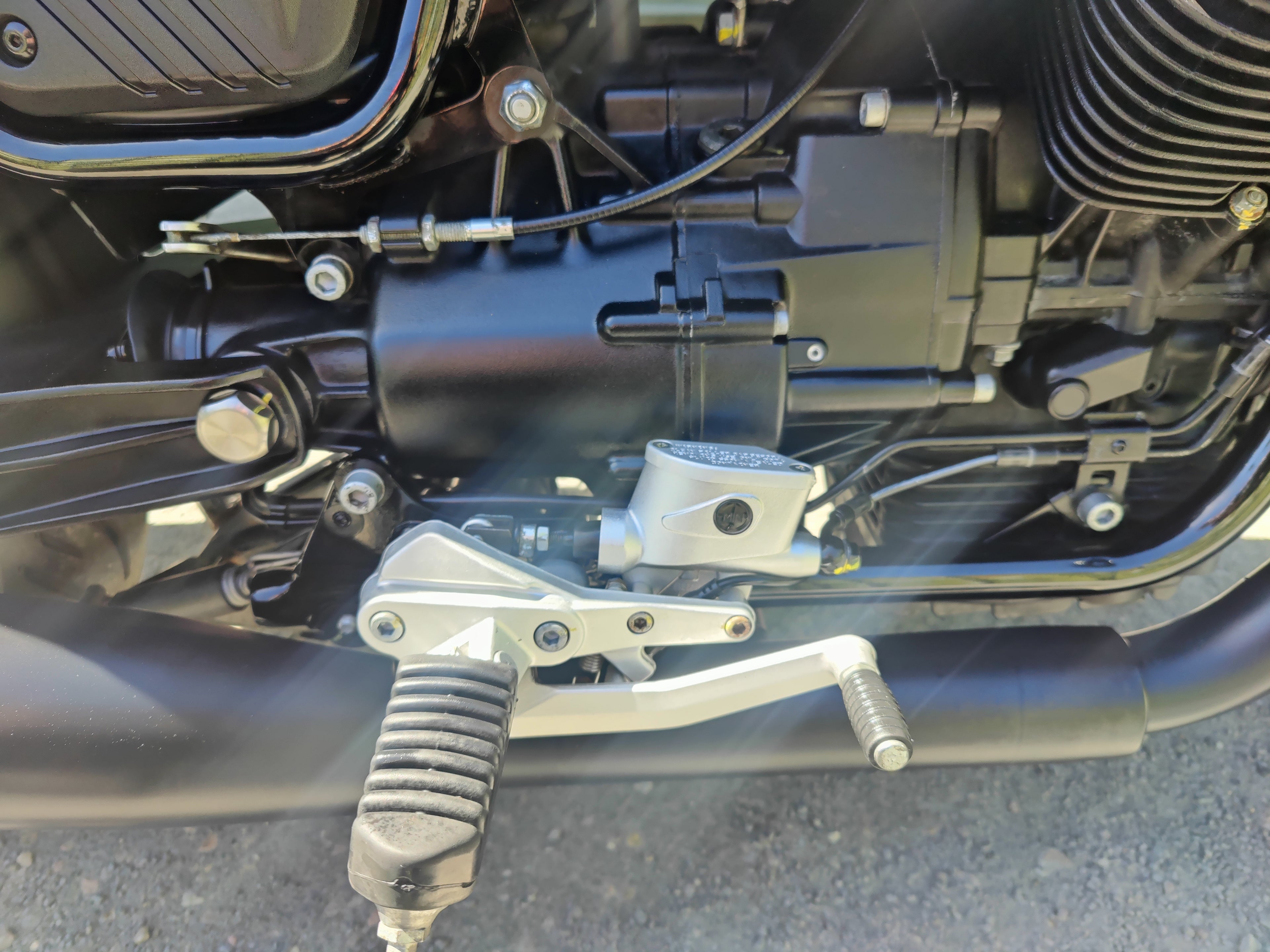 Moto Guzzi V7 Stone - 2022