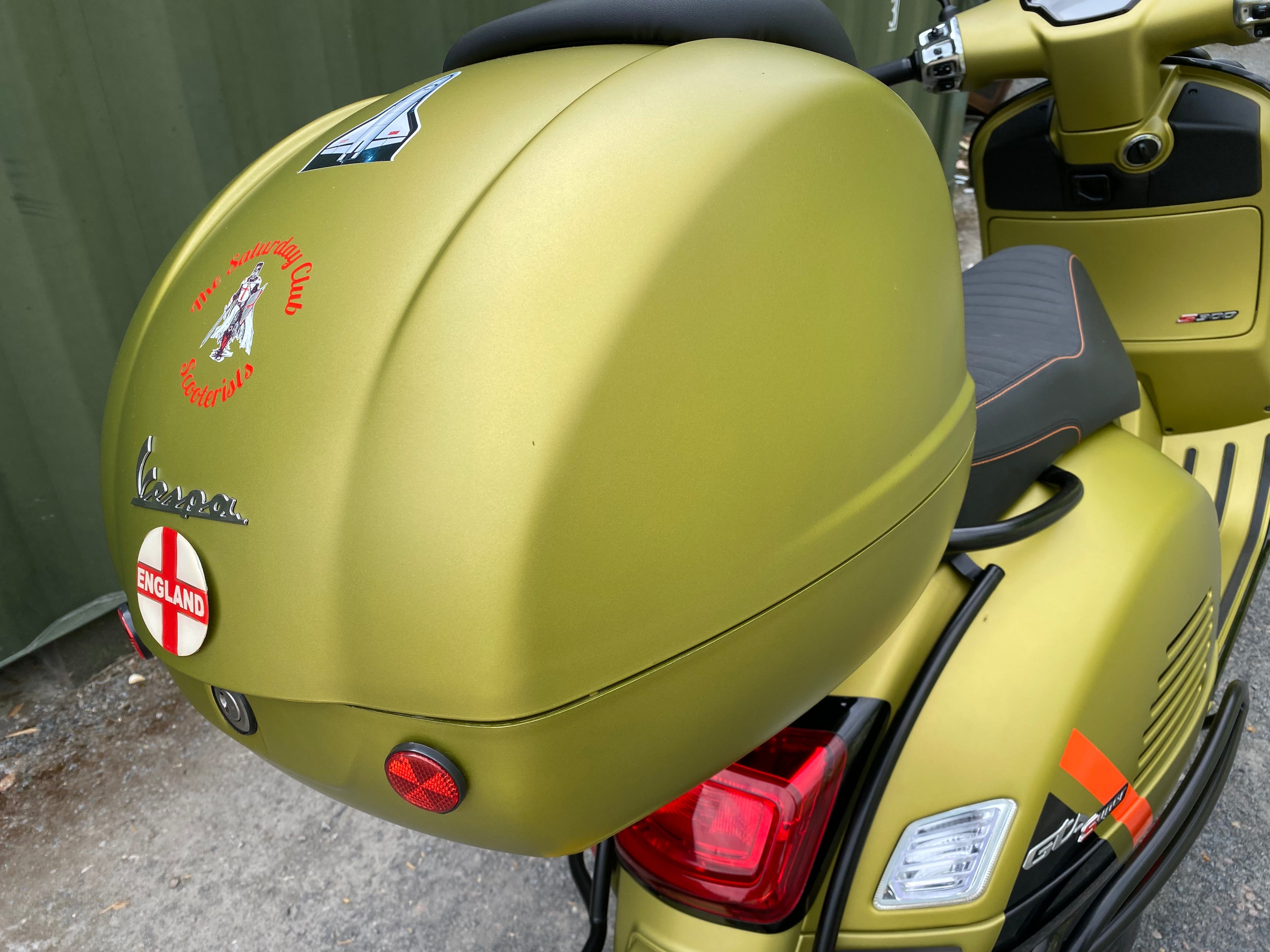 Vespa GTS 300 Supersport Verde - 2024