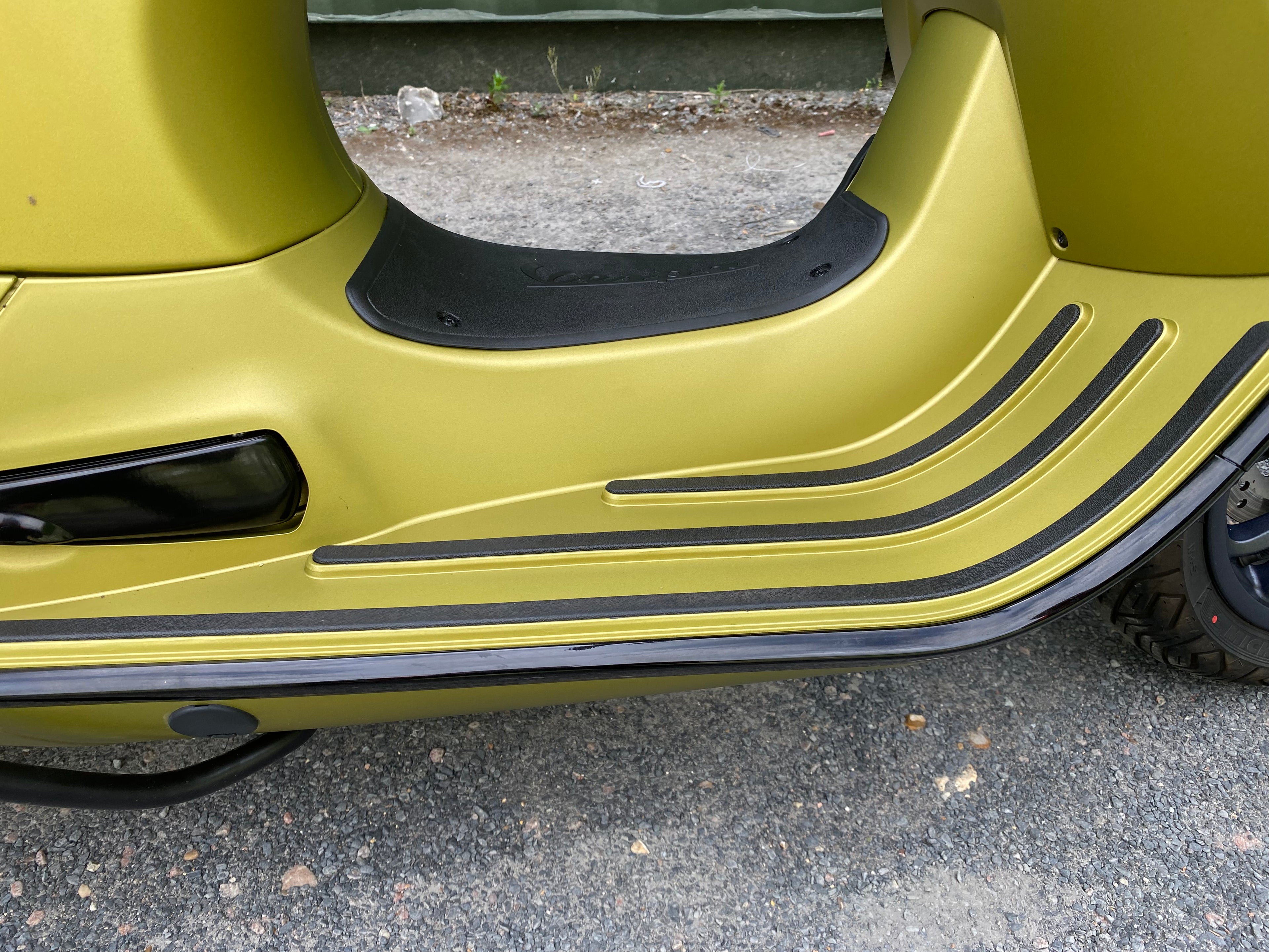 Vespa GTS 300 Supersport Verde - 2024