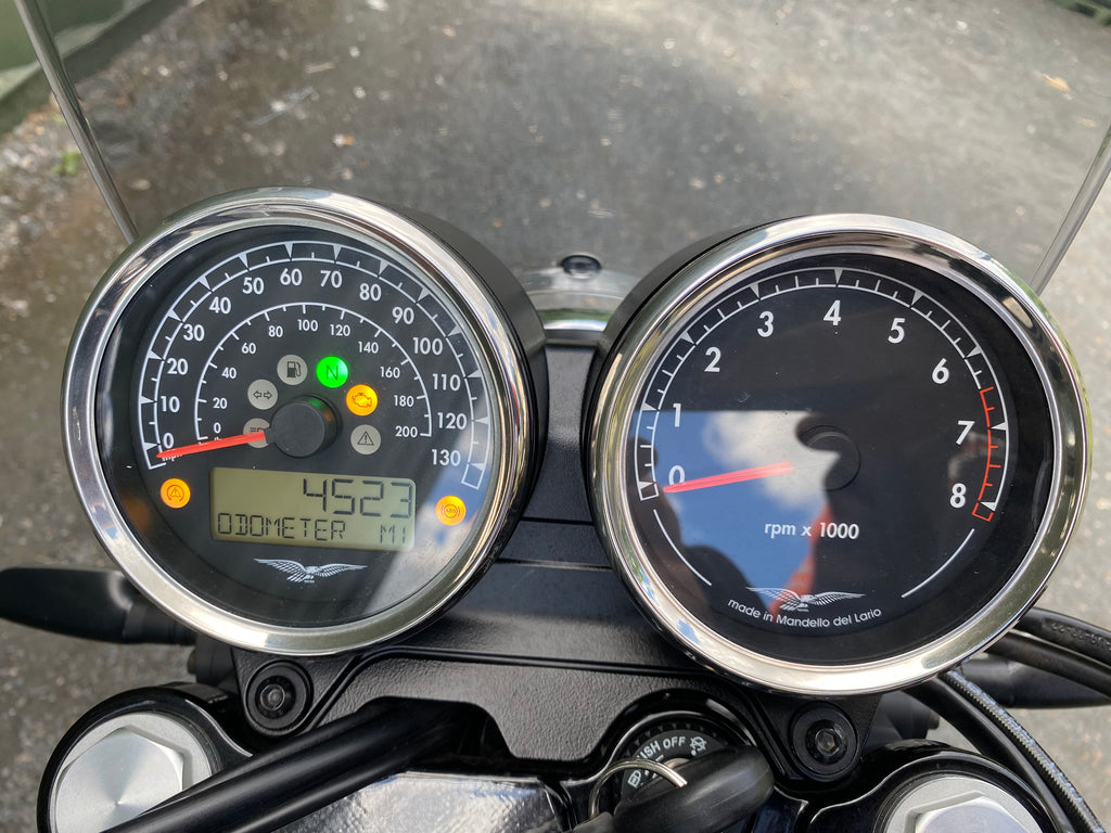 Moto Guzzi V7 850 Special - 2023