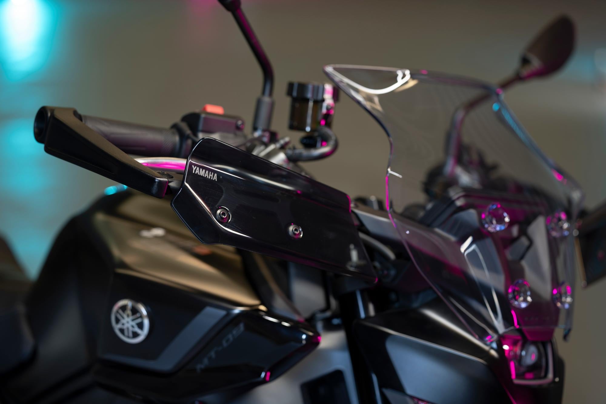 Yamaha MT-09 Knuckle Deflectors 2024