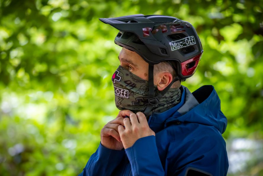 Muc-Off Punk Green Winter Neck Gaiter