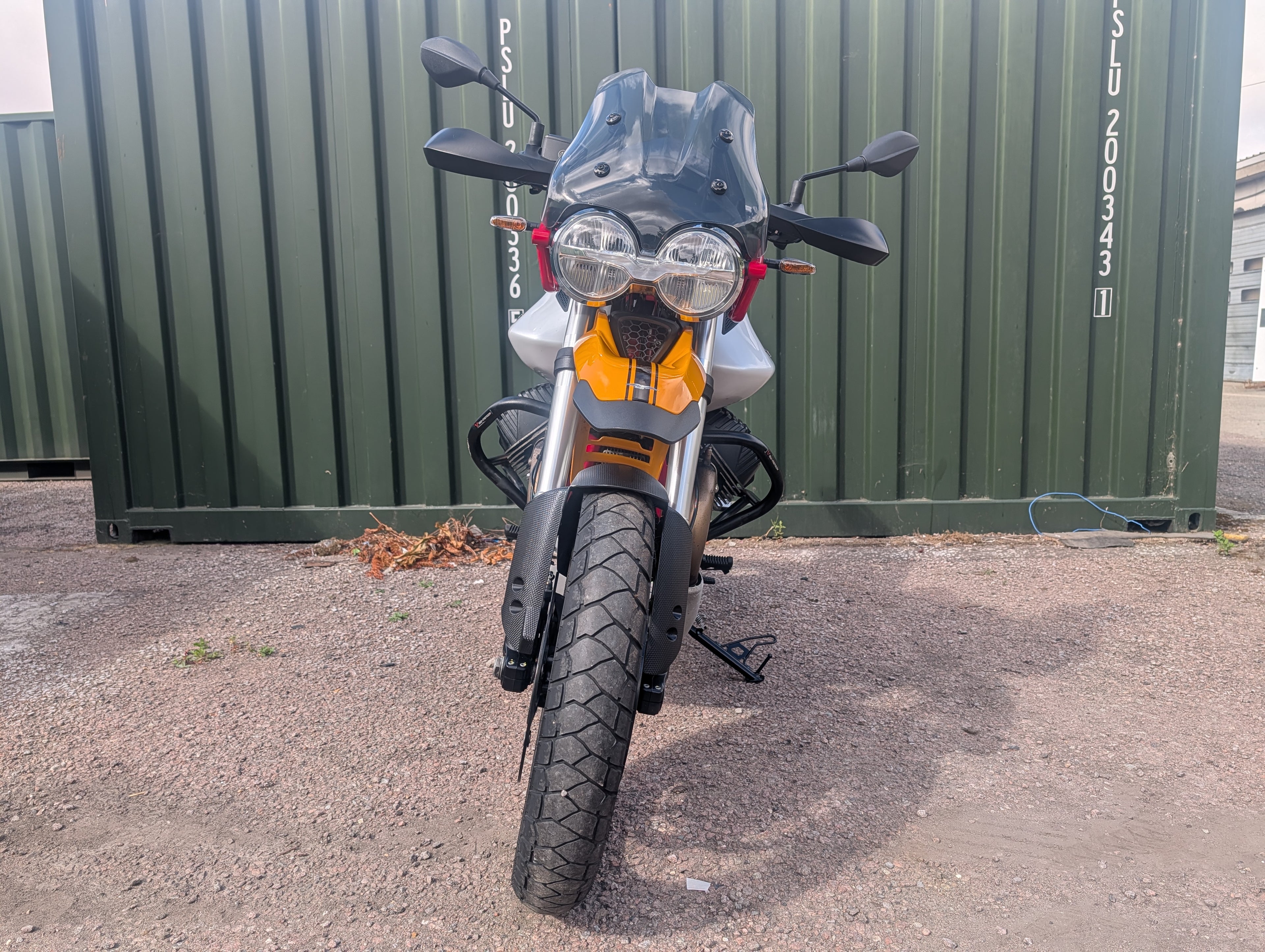 Moto Guzzi V85TT - 2024