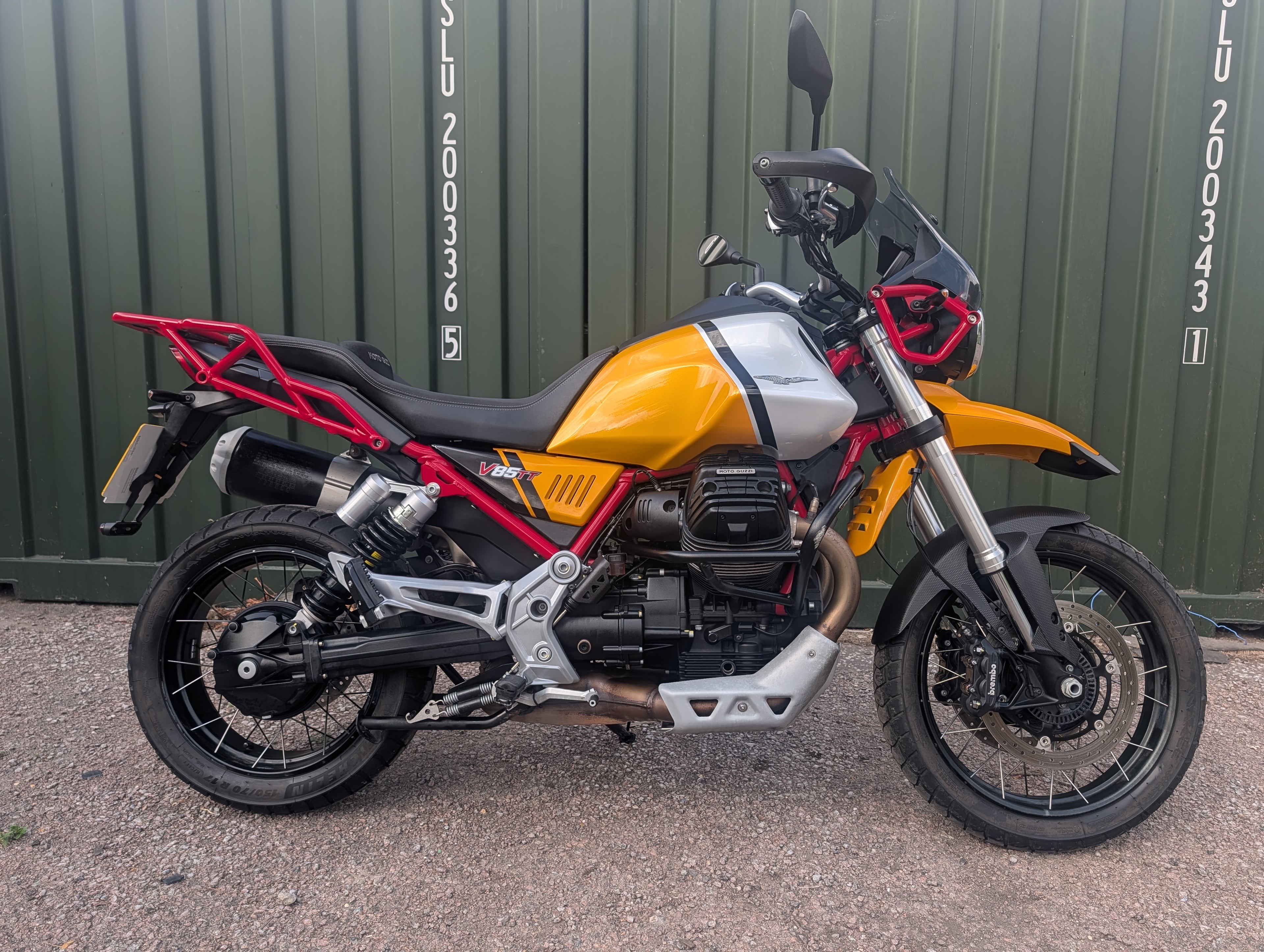 Moto Guzzi V85TT - 2024