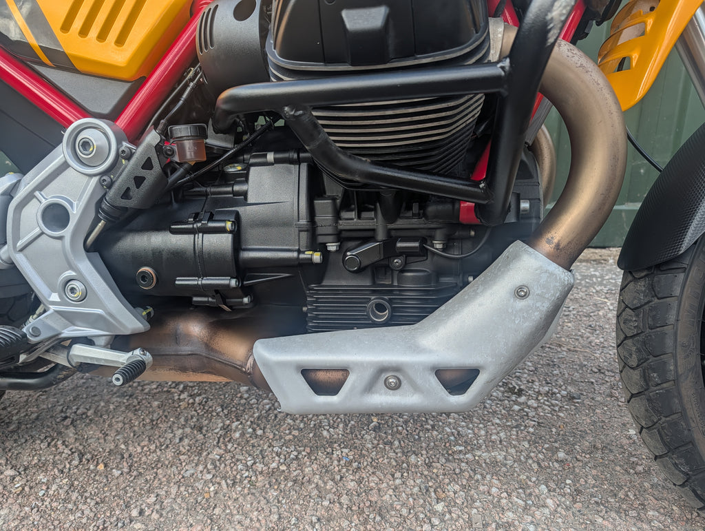 Moto Guzzi V85TT - 2024