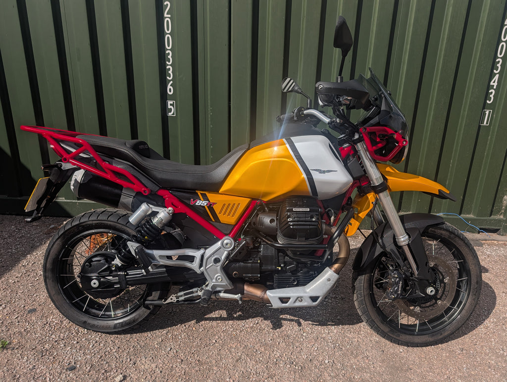Moto Guzzi V85TT - 2024
