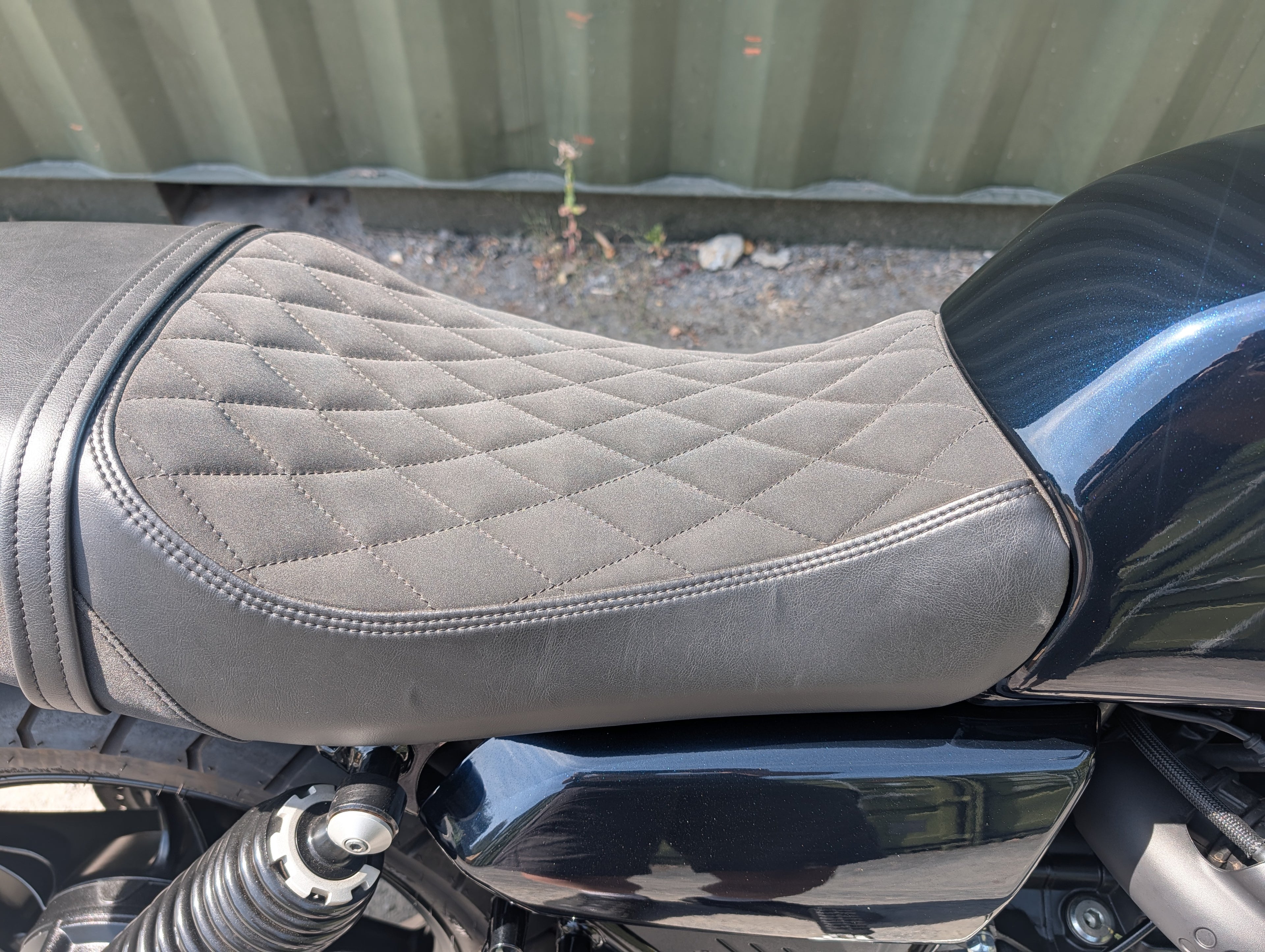 Moto Guzzi V7 Stone - 2024