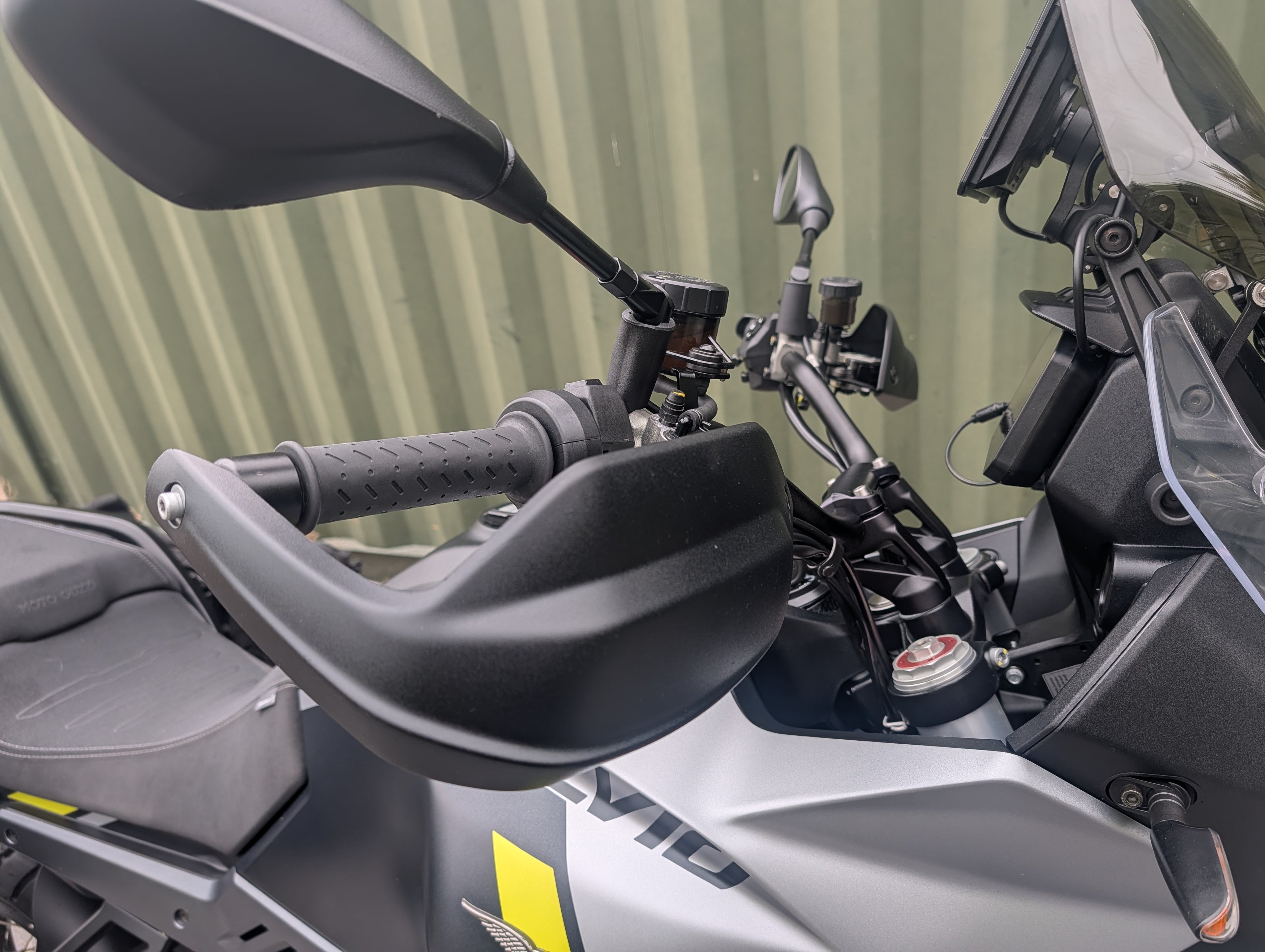 2025 Moto Guzzi Stelvio PFF Nero Volcano