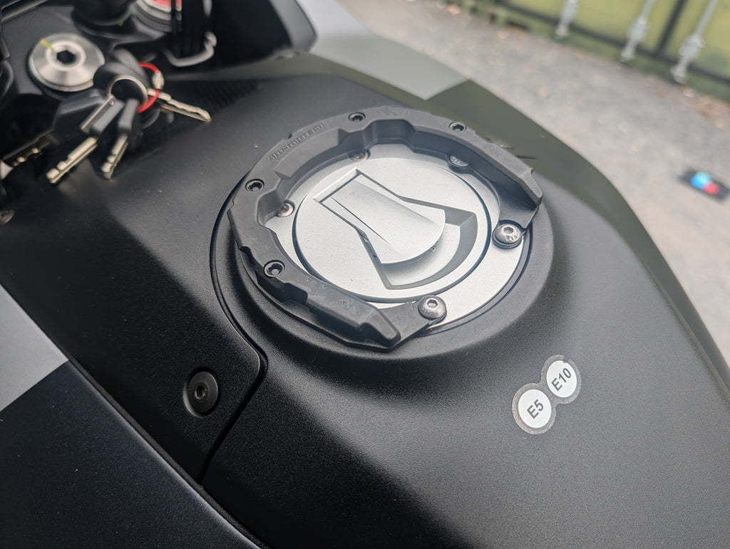 2025 Moto Guzzi Stelvio PFF Nero Volcano