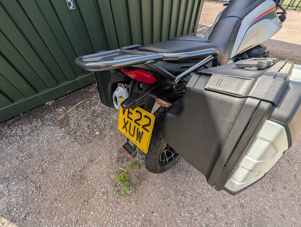 Moto Guzzi V85TT Travel - 2022