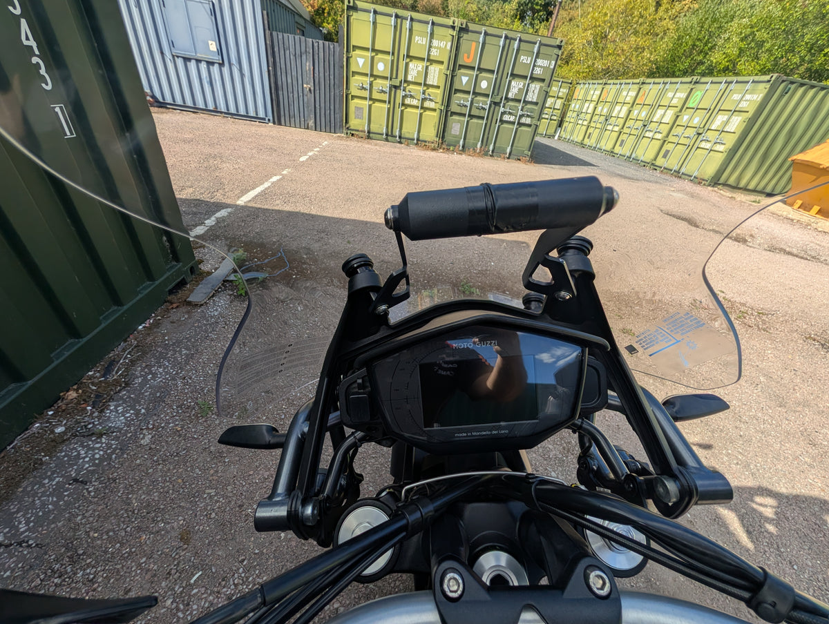 Moto Guzzi V85TT Travel - 2022