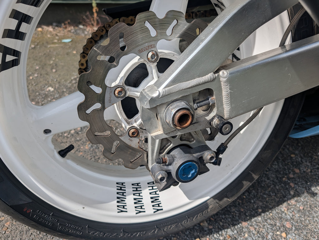 Yamaha R1 - 1999