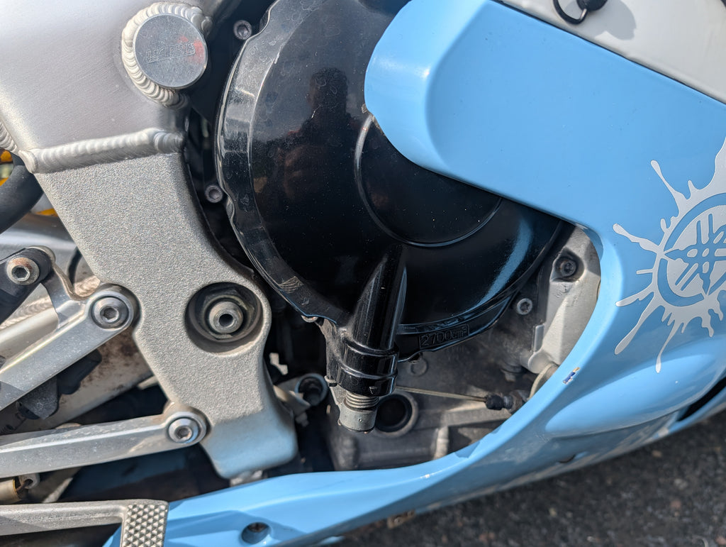 Yamaha R1 - 1999