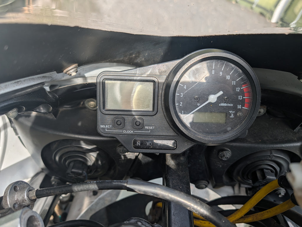 Yamaha R1 - 1999