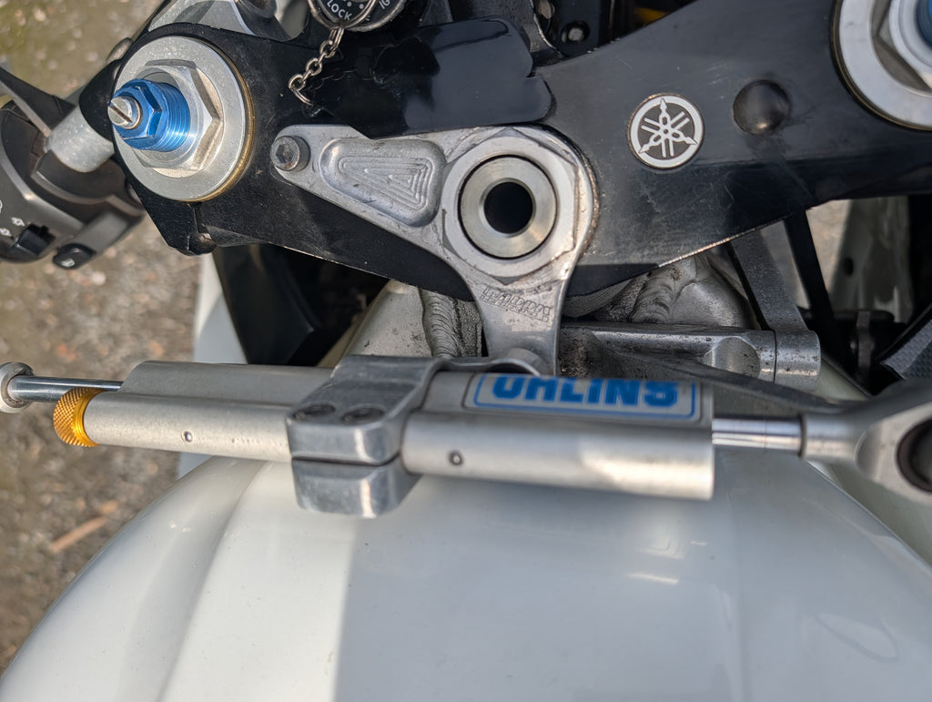 Yamaha R1 - 1999