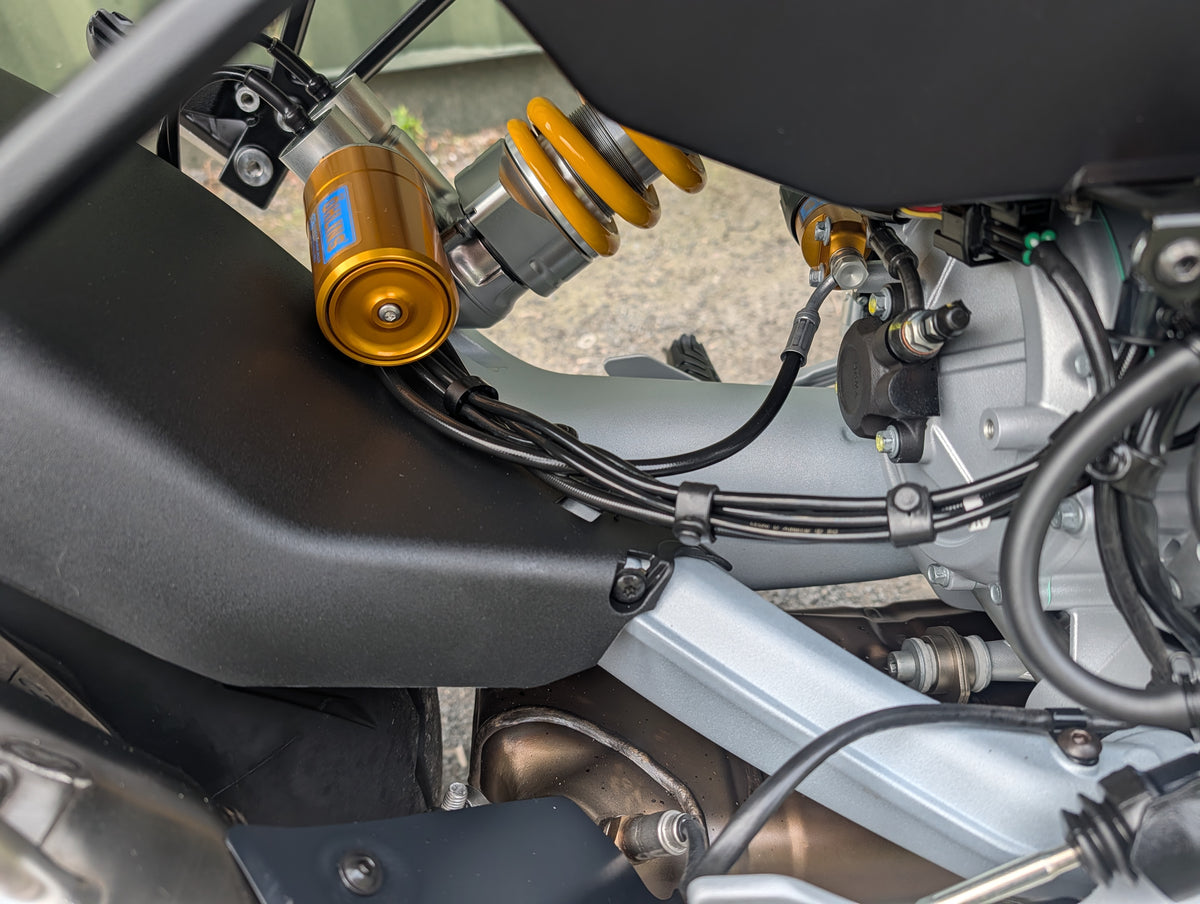 Moto Guzzi V100S - 2026