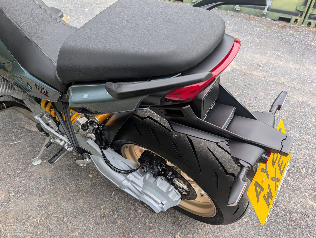 Moto Guzzi V100S - 2026