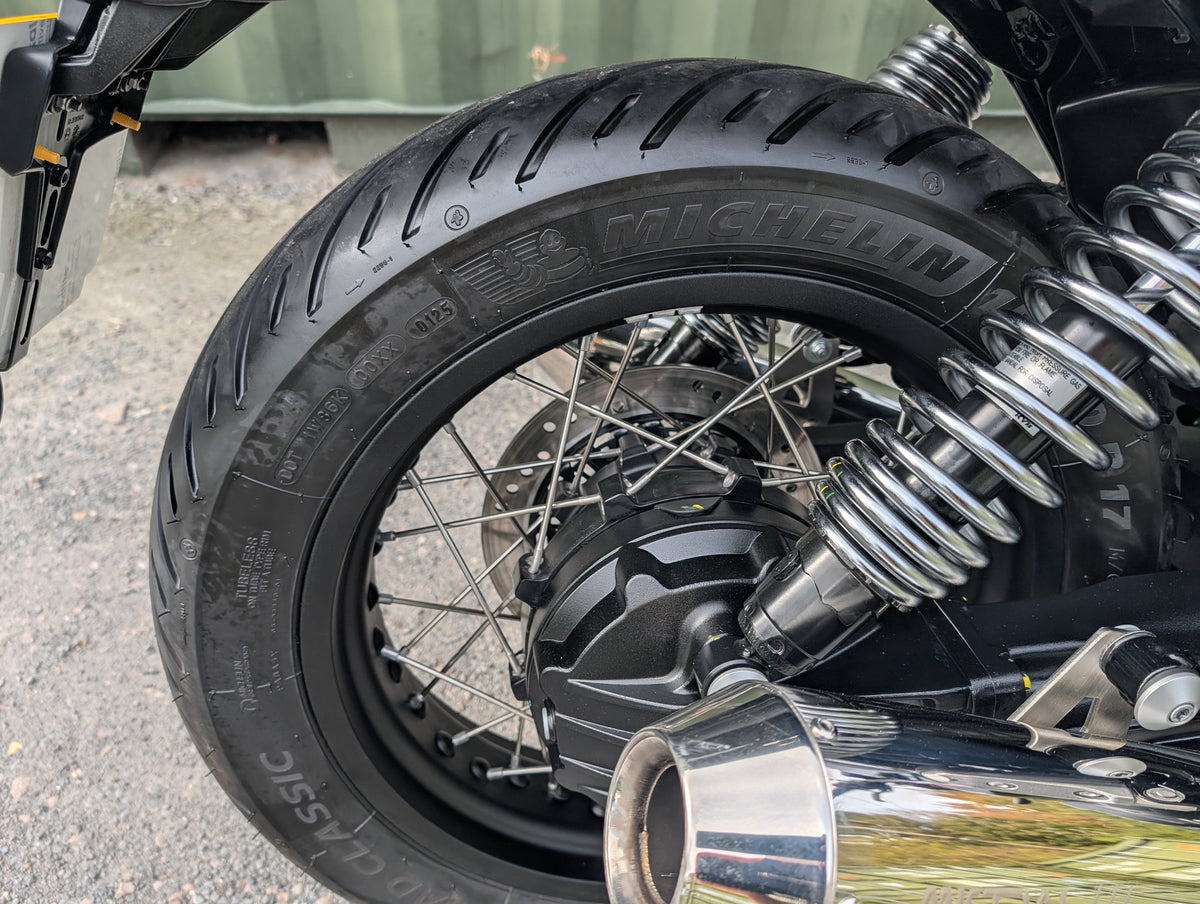 Moto Guzzi V7 Special - 2026