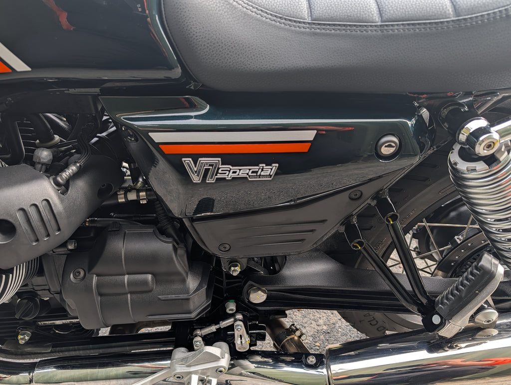Moto Guzzi V7 Special - 2026