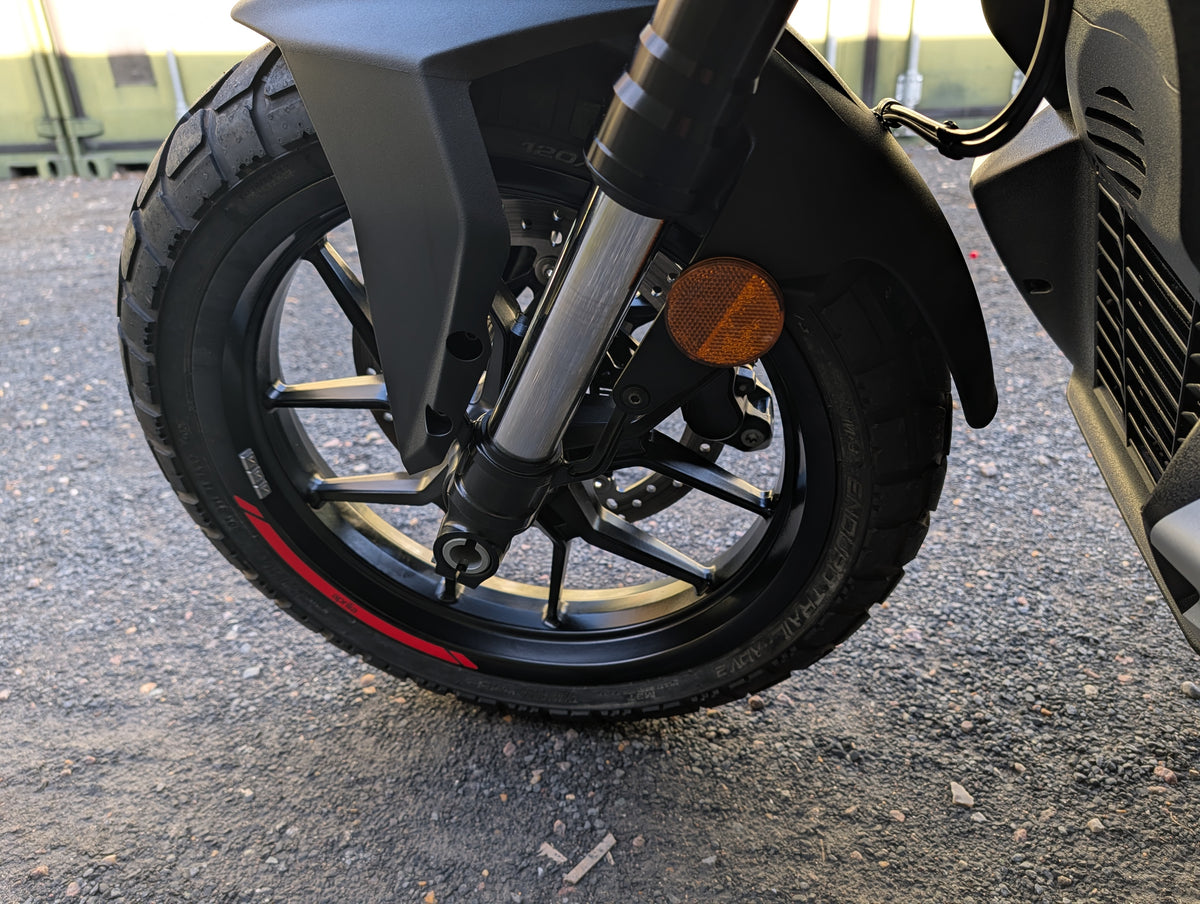Aprilia SRGT 400 - 2026