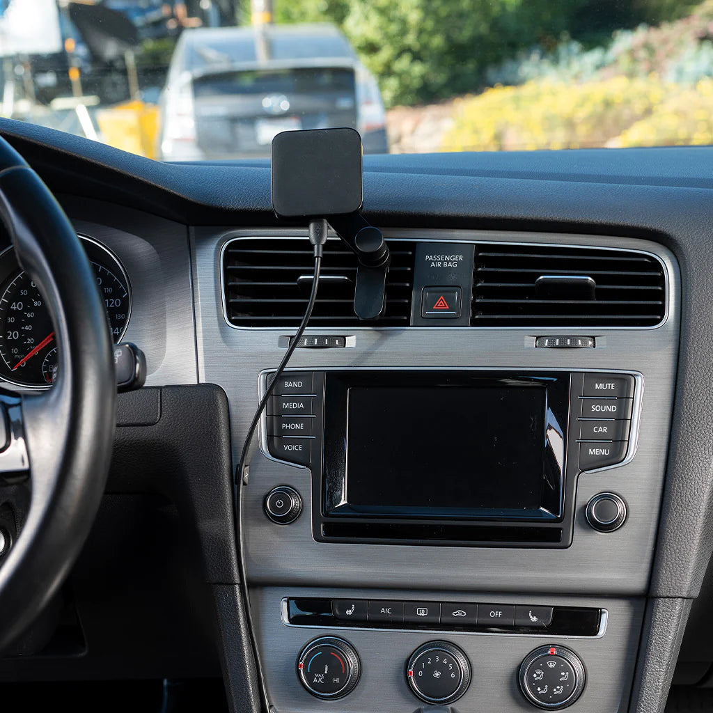 Peak Design Car Vent Phone Mount - Wireless Charging Option Available