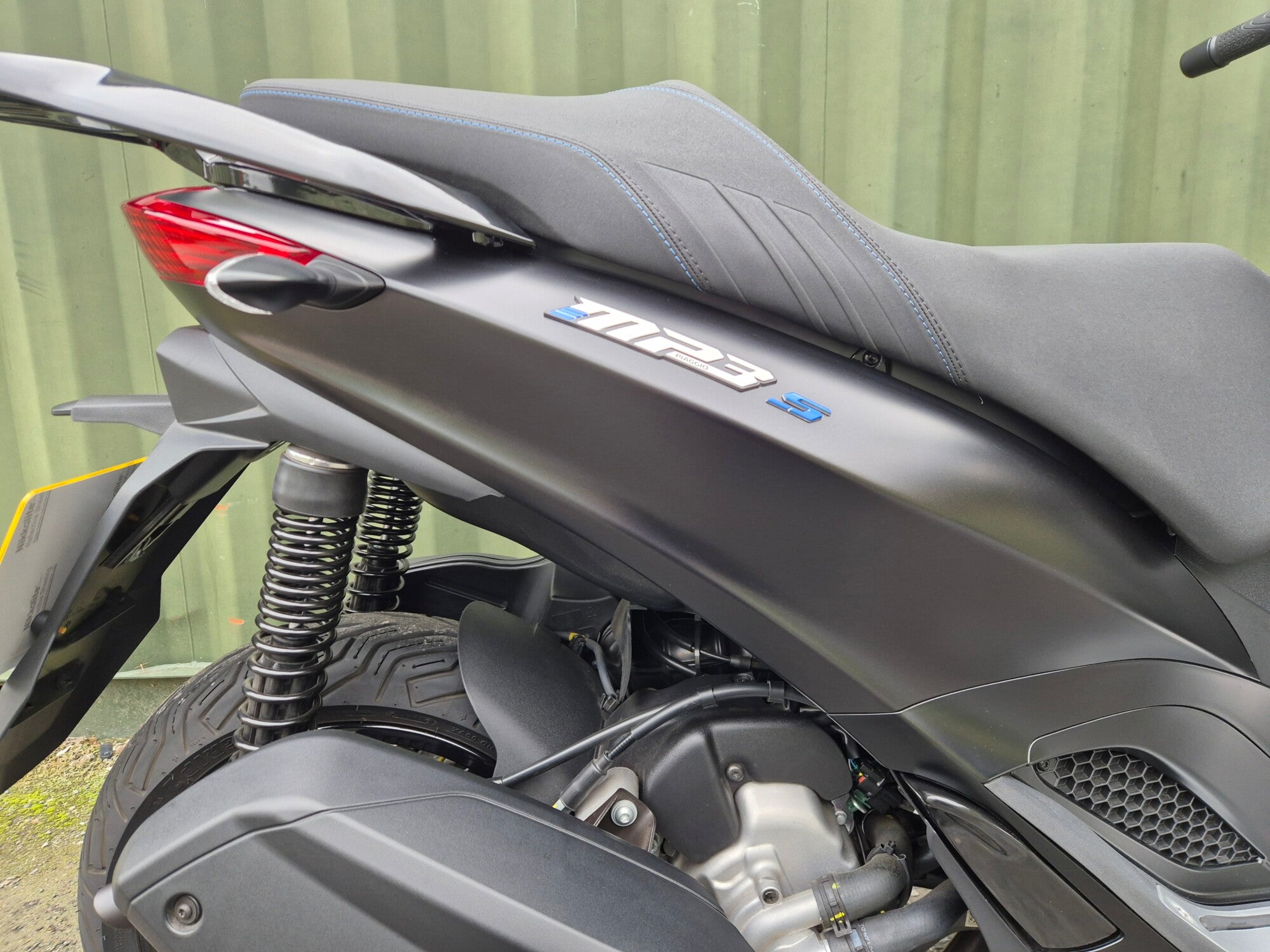 Piaggio MP3 310 Sport - 2025 image 10