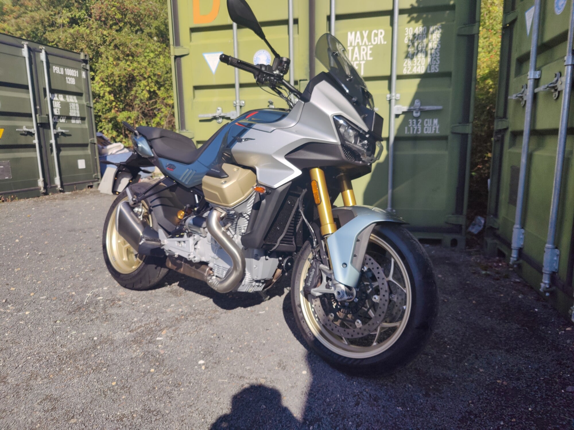 MOTO GUZZI V100S VERDE 2025 - EX DEMO image 32