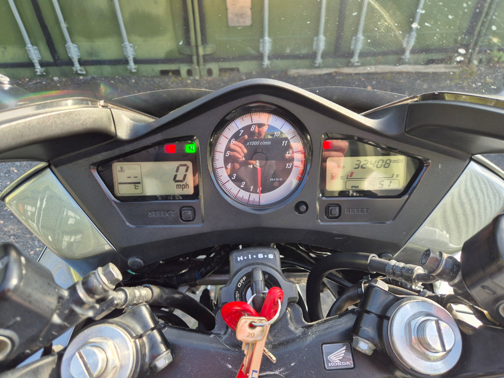 Honda VFR 800 image 32