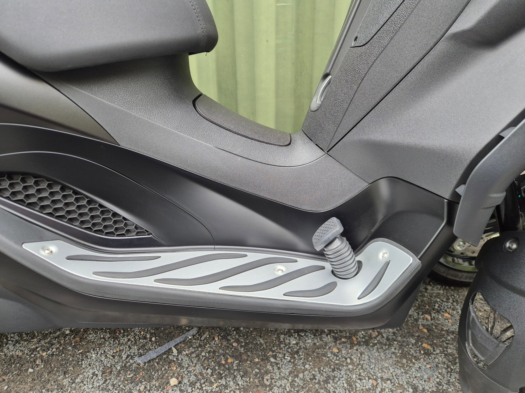 Piaggio MP3 310 Sport - 2025 image 18