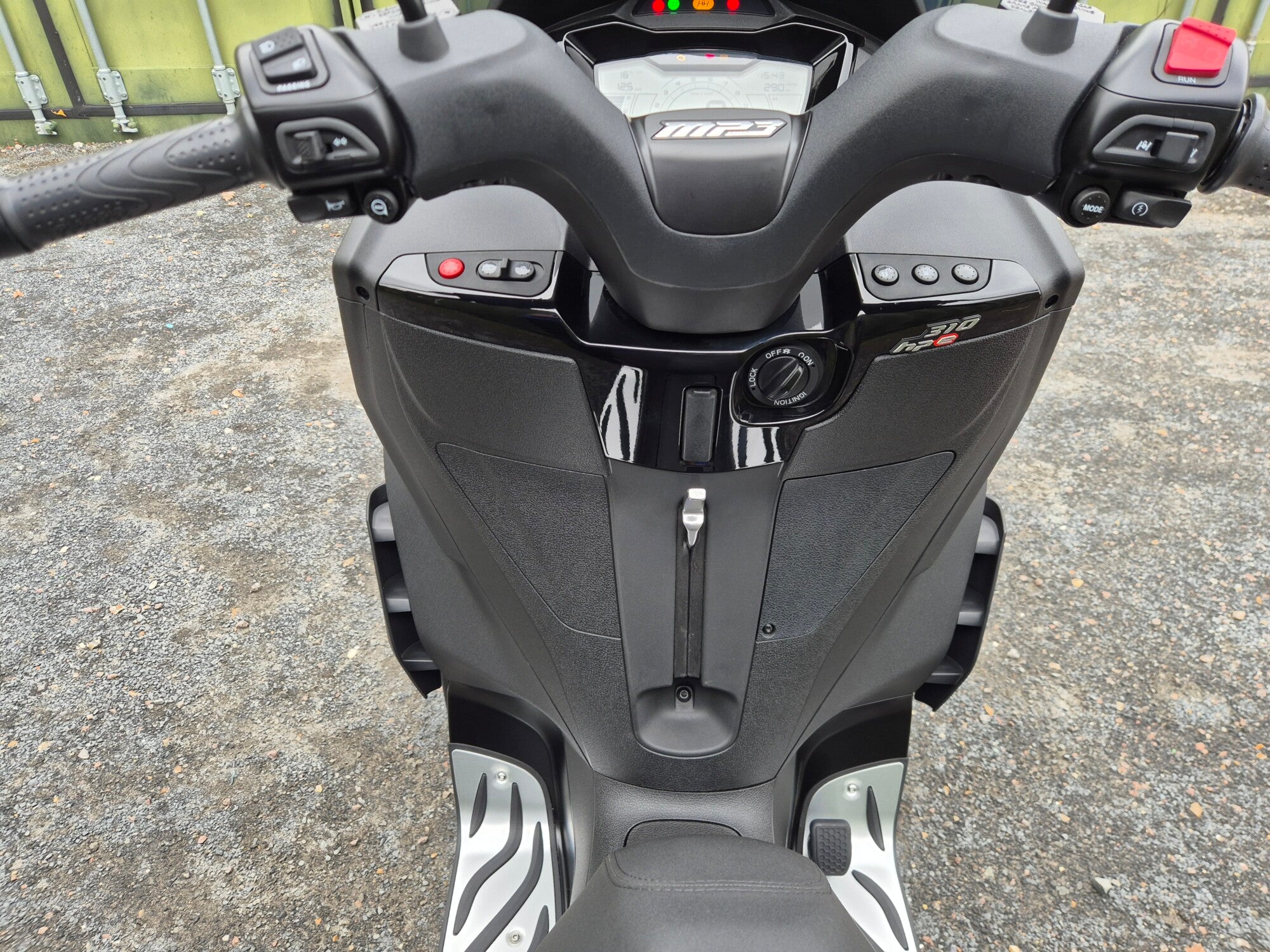 Piaggio MP3 310 Sport - 2025 image 23