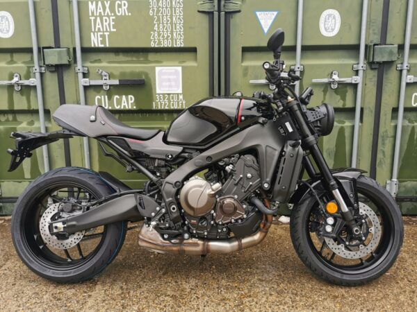 Yamaha XSR900 - Midnight Black