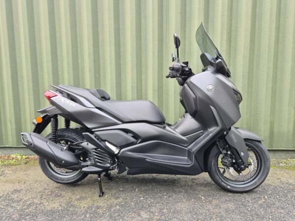 Yamaha XMAX 125