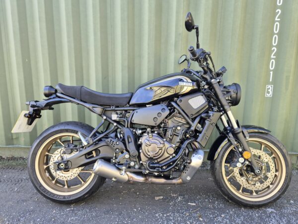 Yamaha XSR700