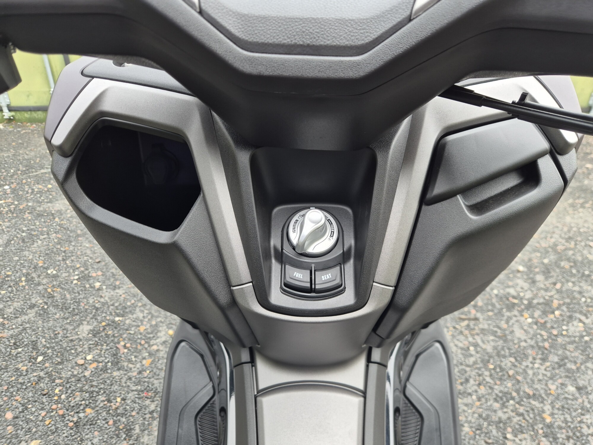 Yamaha NMAX 125 Tech MAX £400 accessories - Image 48