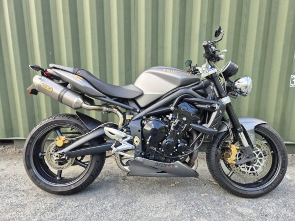 Triumph Street Triple R
