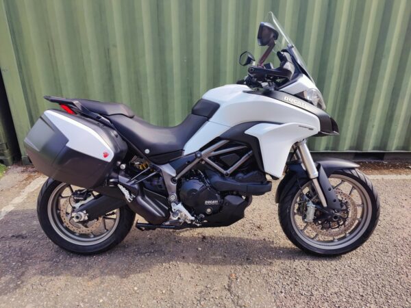 Ducati Multistrada 950 Touring in white