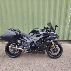 KAWASAKI NINJA1000SX IN CARBON GREY/DIABLO BLACK