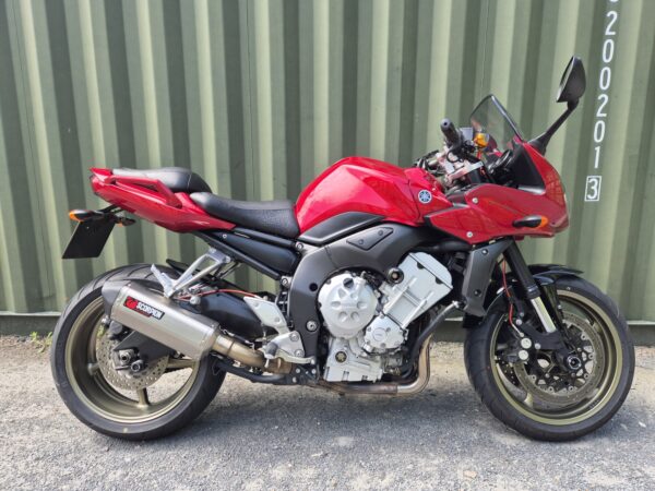 Yamaha FZ1S