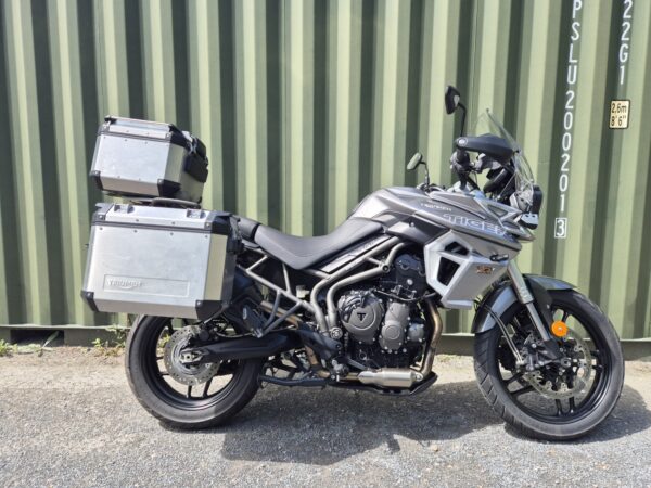 Triumph Tiger 800 XRT