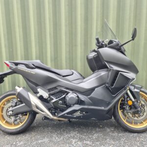 Honda Forza 750