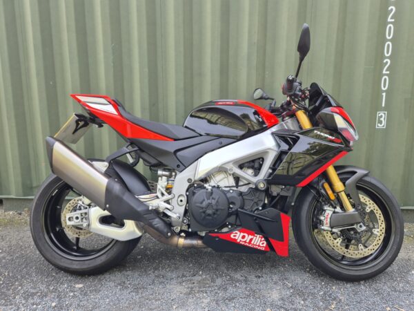 APRILIA TUONO V4 FACTORY SE-09 SBK