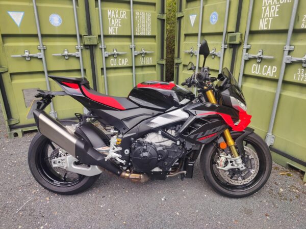 APRILIA TUONO V4 FACTORY 2025 - EX DEMO