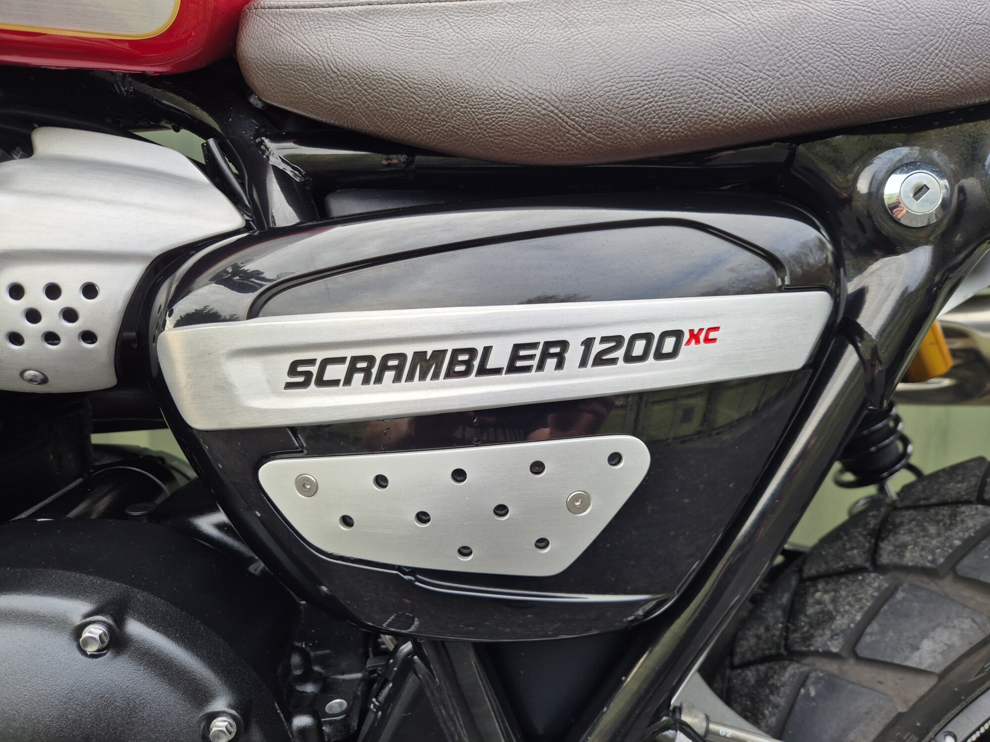 Triumph Scrambler 1200 XC Gold Line - Image 56