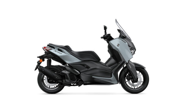 Yamaha XMAX 125 Tech MAX+ £500 free accessories