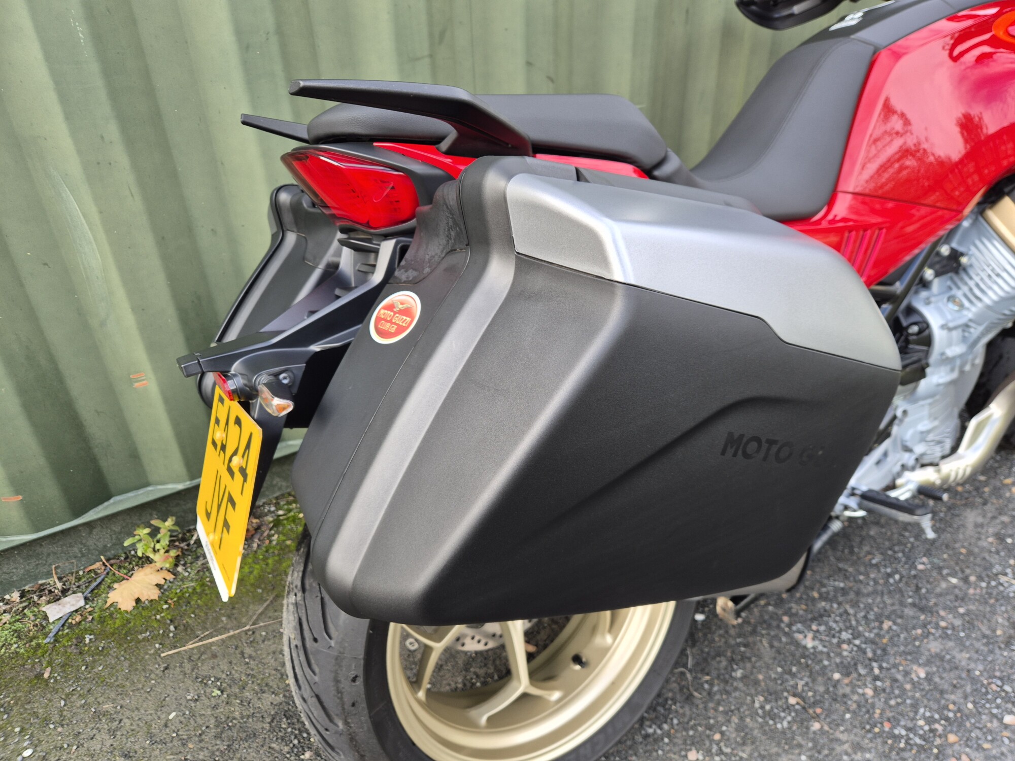 Moto Guzzi V100 - 2024 - Image 9