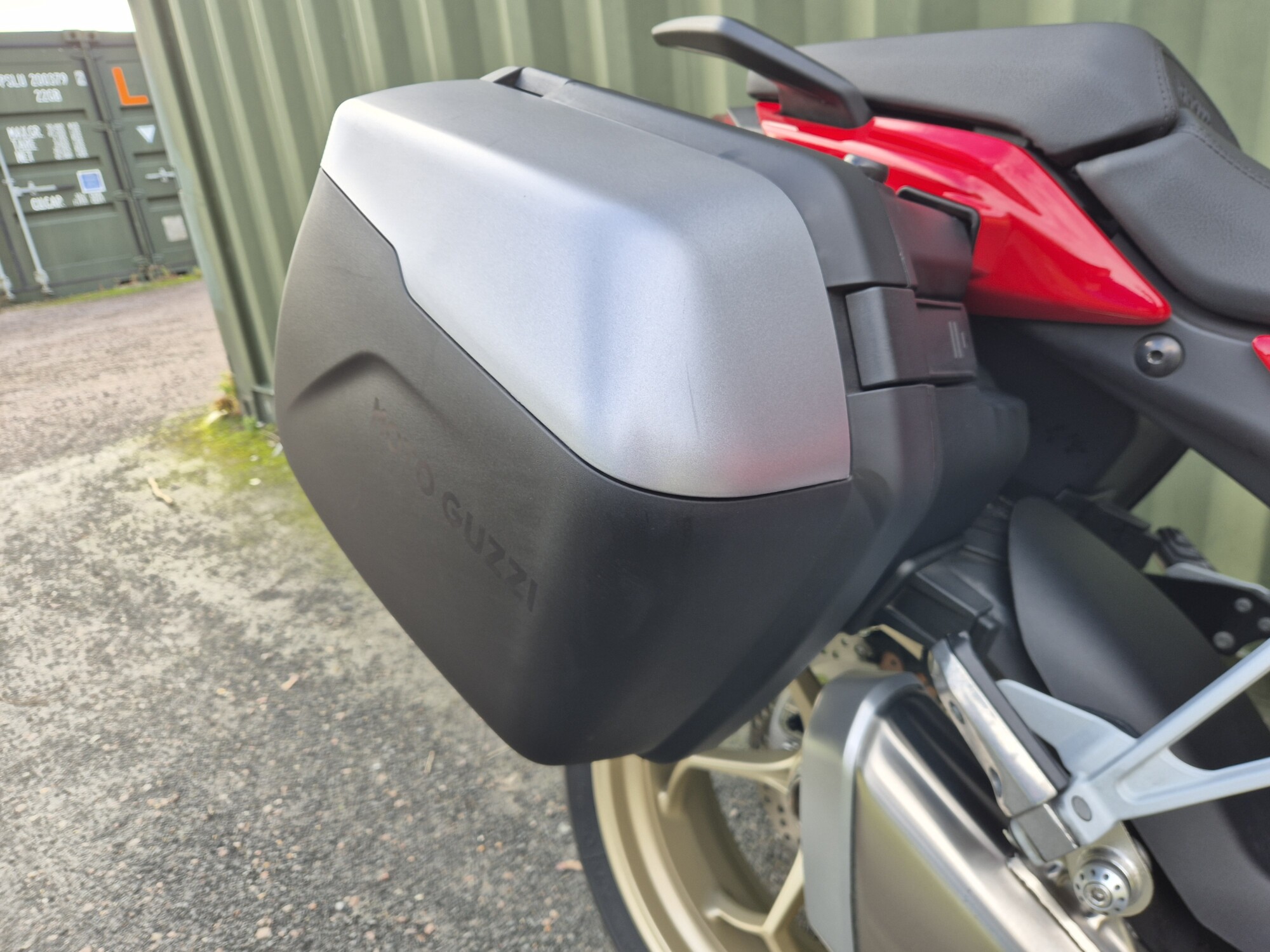 Moto Guzzi V100 - 2024 - Image 11