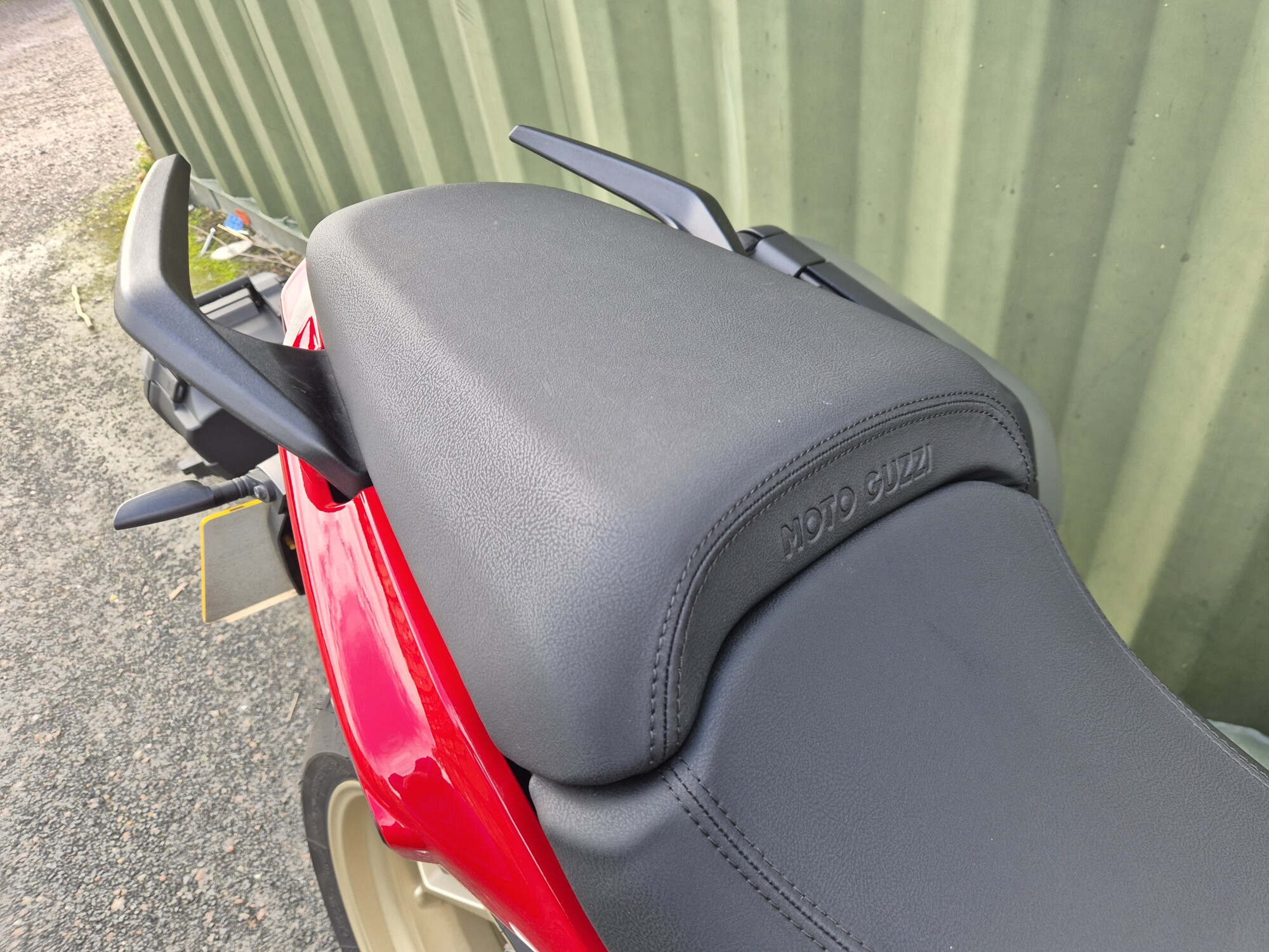 Moto Guzzi V100 - 2024 - Image 13