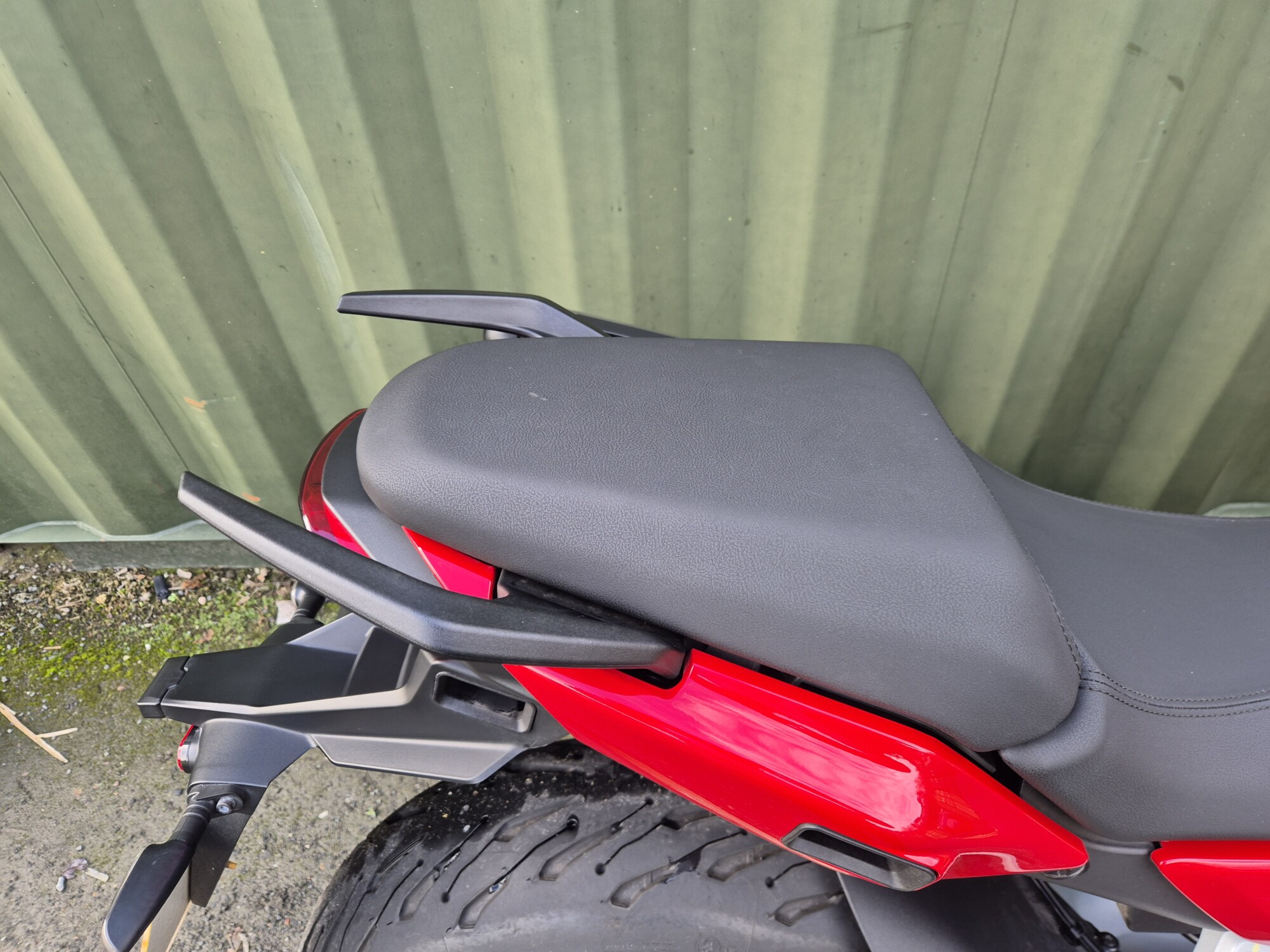 Moto Guzzi V100 - 2024 - Image 14